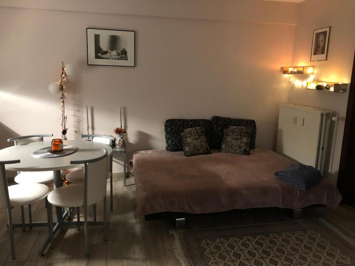 Shiny Nice Studio At Ostend Apartamento Exterior foto